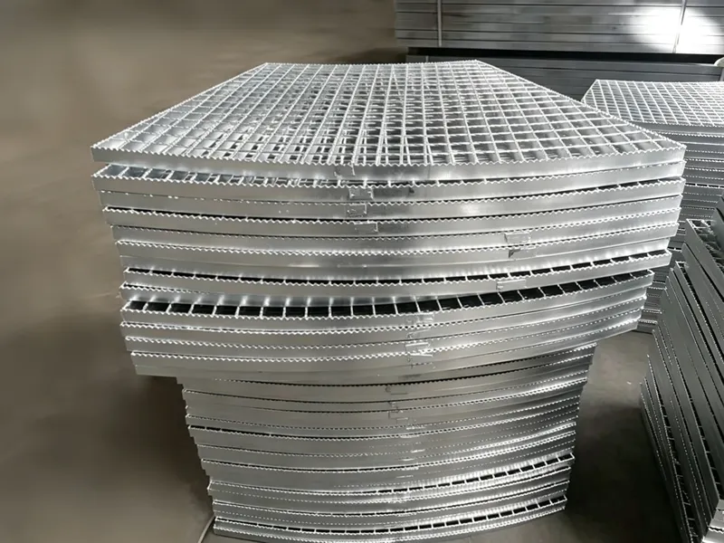 Customized Shape Steel Grating Panels