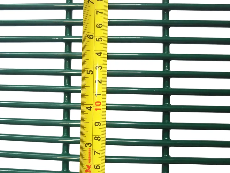 Green Coated 358 Mesh Security Fence