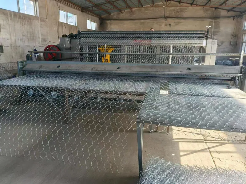 Hexagonal Gabion Mesh from Machine, 100 × 150 mm, 3.4 mm Wire